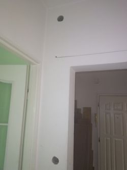 Czy zatynkowane puszki w wielkiej płycie to instalacja elektryczna?