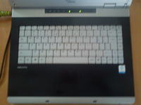 [Sprzedam] Laptop Fujitsu Siemens AmiloPRO V2030D 1,5GHz/1GB/40GB WIFI