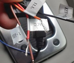 Audi A4 B7 ACC - Na przewodzie ACC mam napięcie po wyjęciu kluczyka