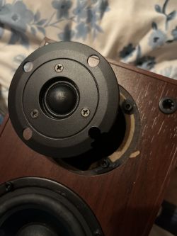 Zastępcze głośniki niskośredniotonowe i wysokotonowy do Koda f51f v2