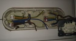Fitters connect sockets in different ways, is it the right one?