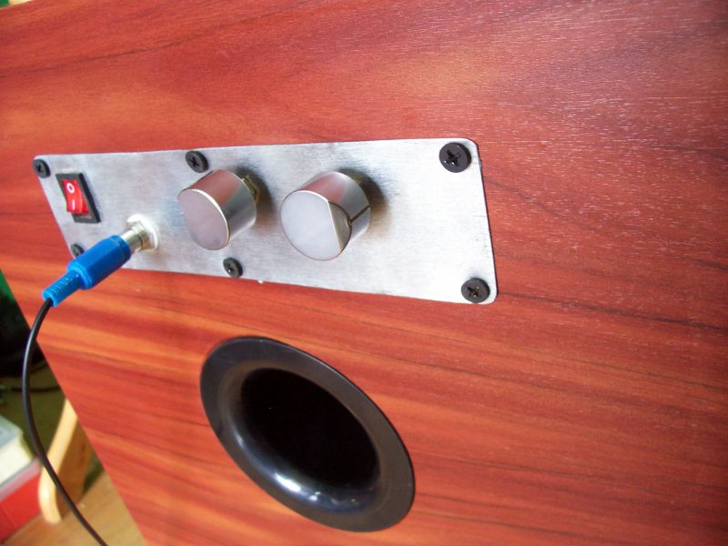Subwoofer ekstremalnie budżetowy, ze śmieci Subwoofer ekstremalnie budżetowy, ze śmieci