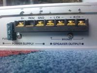 wzmacniacz nie włącza się po podłączeniu