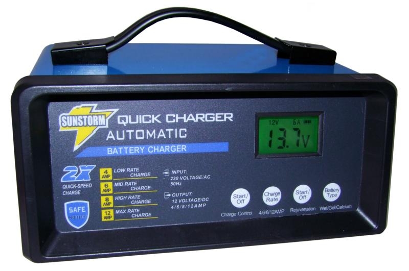 Ładowarka Sunstorm 12 - Zwęglony rezystor R15 w szeregu z diodą D5