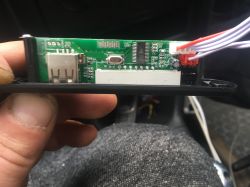 Audi radio concert 2 + aux usb - Witam czy można dołożyć modem 747D do radia aud