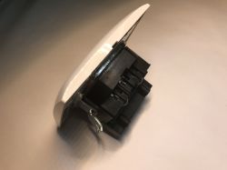 Flush-mounted electrical socket with USB - interior, minitest, thermal imaging (overheating test)