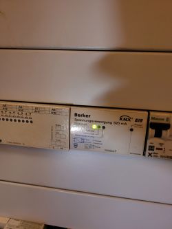 Old KNX installation: Failure of light control - Berker 7531 00 02, Hager TS 351, B.IQ switches Old KNX installation: Failure of light control - Berker 7531 00 02, Hager TS 351, B.IQ switches