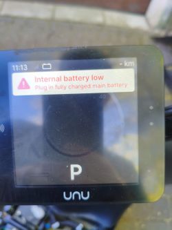 UNU skuter elektryczny - gdzie podłączyć przewody C38 i C39, błąd 12 V?