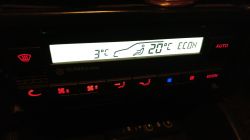 VW Passat B5 FL: Guide to Changing Clock & Climatronic Backlight to White with PLCC2 Diodes