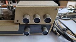 Identyfikacja marki i modelu wzmacniacza lampowego ze zdjęć