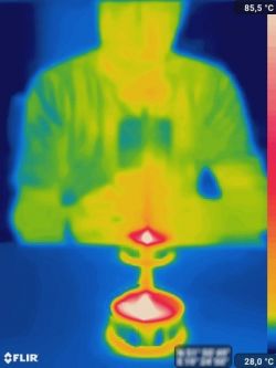 Bezkontaktowe pomiary temperatury - kilka uwag praktycznych Bezkontaktowe pomiary temperatury - kilka uwag praktycznych