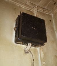 Renovating Block of Flats with Big Plate from '92: Electrical Wiring and Surface-Mounted Box