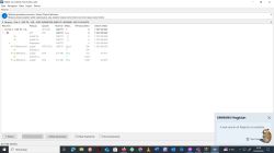 Okno DMDE z listą partycji na dysku WD 8 TB z systemami plików NTFS i Ext4