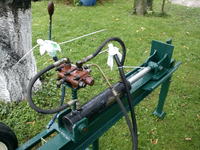 Hydrauliczny rębak do drewna Hydrauliczny rębak do drewna