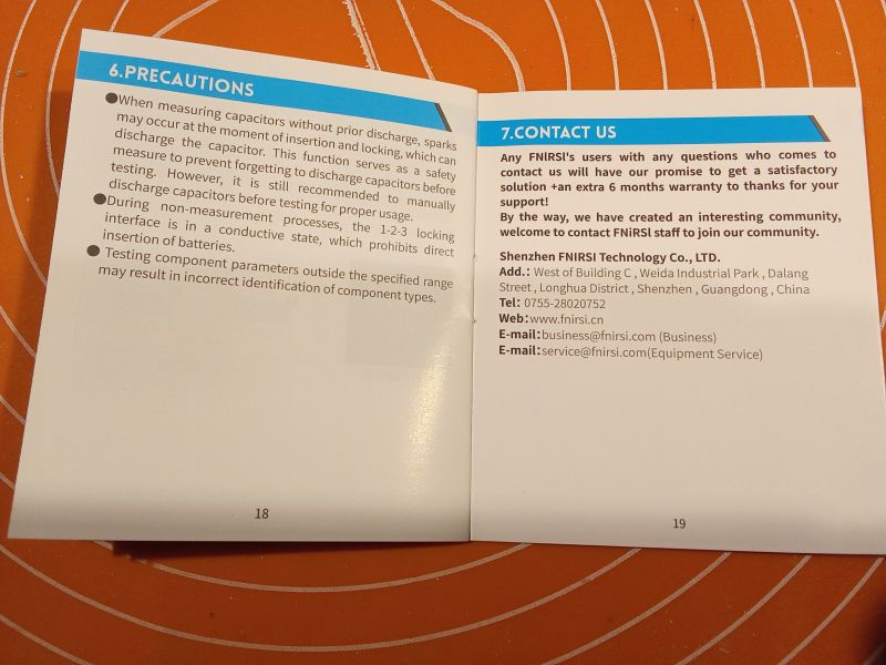 Strony instrukcji testera LCR-P1 z działami Precautions i Contact Us