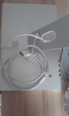 Dobór zasilacza do iMac 21.5 - identyfikacja gniazda, specyfikacja