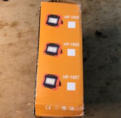 Latarka/Lampka przenośna powerbank USB COB LED HP1807 ładowana z USB