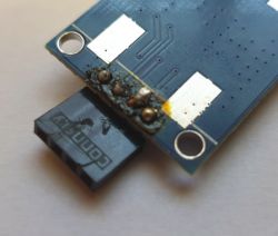 How to connect the RX and TX on the ESP32 to the NEO6M0001 GPS module?