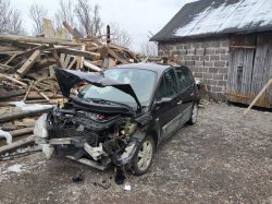 Megane Scenic 2003r po kolizji piszczy i swieca awaryjne