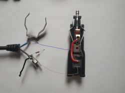 Jak podłączyć / zlutować wtykę do gniazda zapalniczki w samochodzie?