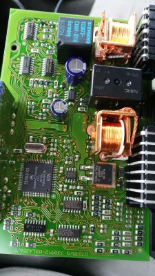 VW Passat B5 98r. - Nie otwierają się tylne zamki i nie opuszczają tylne szyby