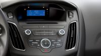 Ford Focus 1.6 Trend 2015 - Model radia CD/MP3 i opcje AUX/Bluetooth