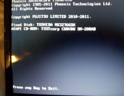 Fujitsu Lifebook AH531 - Boot menu jest puste, w BIOS boot priority order pusto