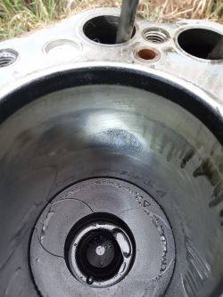 Nissan Terrano 2.7 TD - Stan gładzi cylindra - czy honowanie wystarczy Nissan Terrano 2.7 TD - Stan gładzi cylindra - czy honowanie wystarczy
