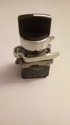 [Sprzedam] Różne części automatyki - krańcówki,styczniki,wtyczki itp.
