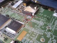 Czy uszkodzenie stopki na płycie głównej NINTENDO 3DS wpłynie na działanie?