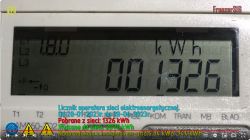 Wyświetlacz licznika energii elektrycznej z wartościami kWh.