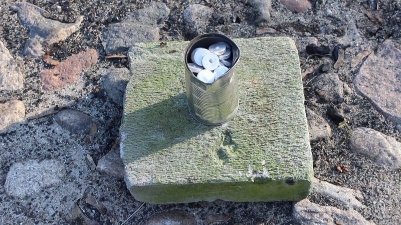 Pionek szachowy odlany z aluminium Pionek szachowy odlany z aluminium
