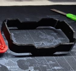 Projekt koszyka na większy akumulator do wkrętarki Macallister