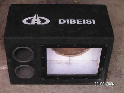 Potrzeba suba. W miarę dobry i tani. Do escorta combi. 