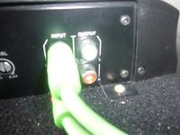 Radio z chinch podłączone pod subwoofer?