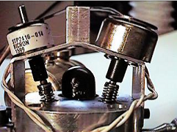 Evic - silnik spalinowy sterowany elektronicznie