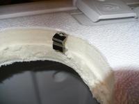 Radio stereo w lodówce turystycznej