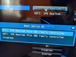 BIOS wykrywa dyski, ale nie ma ich w opcjach boot