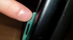 SONY KDL-65W855C - uszkodzona tasiemka boczna, problem z kolorami w części dolne