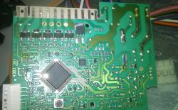 Ariston LI 620 - dozownik nie podaje tabletki-identyfikacja elementów SMD