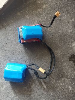 Wymiana baterii w hoverboardzie Kawasaki kx-pro 10 - czy pojedyncza bateria zadziała?