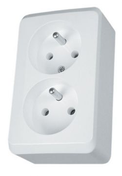 Podwójne gniazdo elektryczne z uziemieniem w białej obudowie