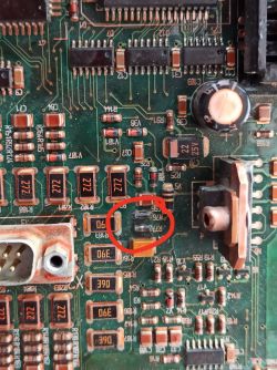 Koparka m&k 5 - Czy to są rezystory czy diody? Napięcie za duże