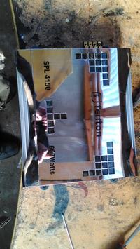 Czy warto kupić wzmacniacz Fenton SPL-4150 600W? Opinie i specyfikacja