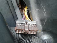 Peugeot 406 1996 1.8 - różnice w wiązkach drzwi, jak dopasować kostki?