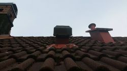 Noise from the eaves: non-return flap and wind roar - the reason? What is the na Noise from the eaves: non-return flap and wind roar - the reason? What is the na