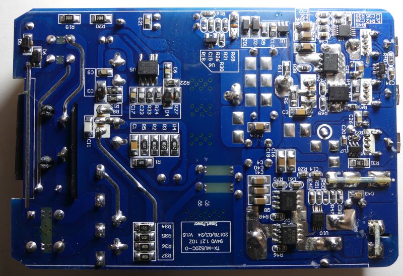 Wnętrze ładowarki USB 75W Green Cell CHARG01