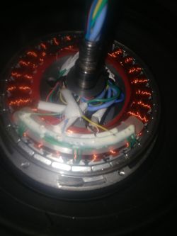 Błąd E5 na wyświetlaczu Cityblize E Scooter CB064SZ po obróceniu koła