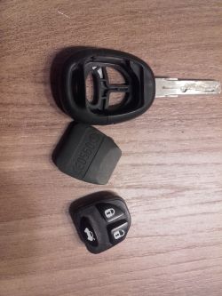 Saab 95 2006-07 2.3 benzyna - Kluczyk z grotem immobilizer moduł Twice