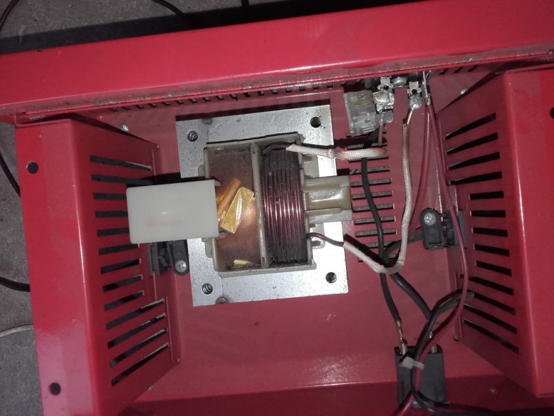 prostownik Turbo 10A z biedronki-modyfikacja prostownik Turbo 10A z biedronki-modyfikacja